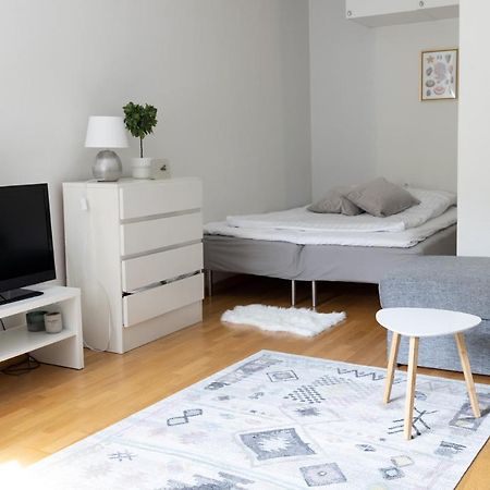 2Ndhomes Cozy And Spacious Studio In Idyllic Katajanokka 赫尔辛基 外观 照片